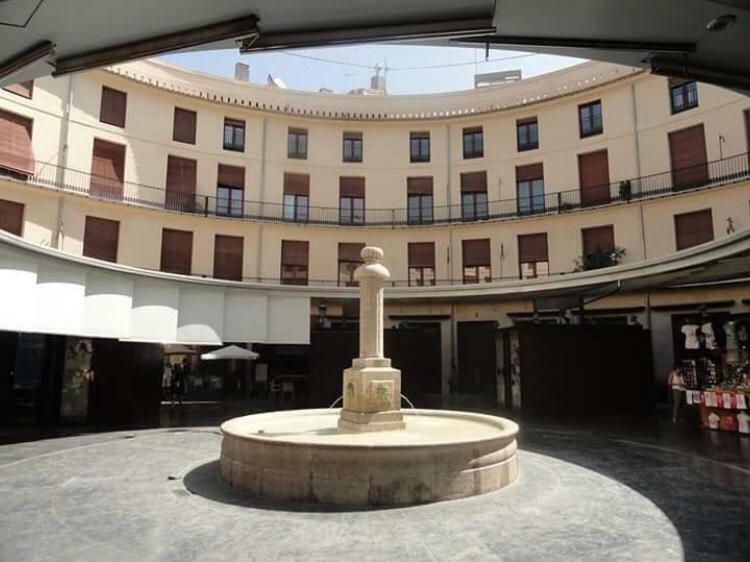 Mediterranean Flats Plaza Redonda Walencja Zewnętrze zdjęcie